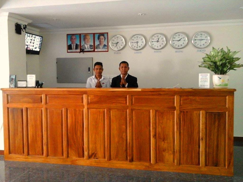 Tan Tower Hotel Пном Пен Екстериор снимка