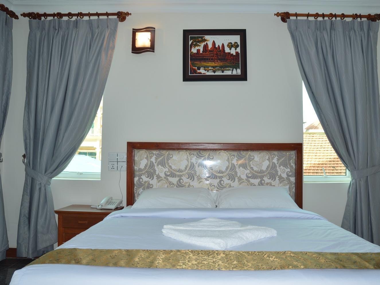 Tan Tower Hotel Пном Пен Екстериор снимка