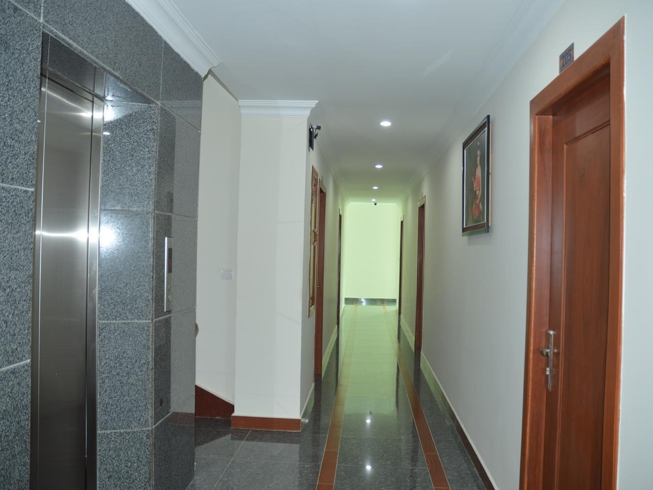 Tan Tower Hotel Пном Пен Екстериор снимка