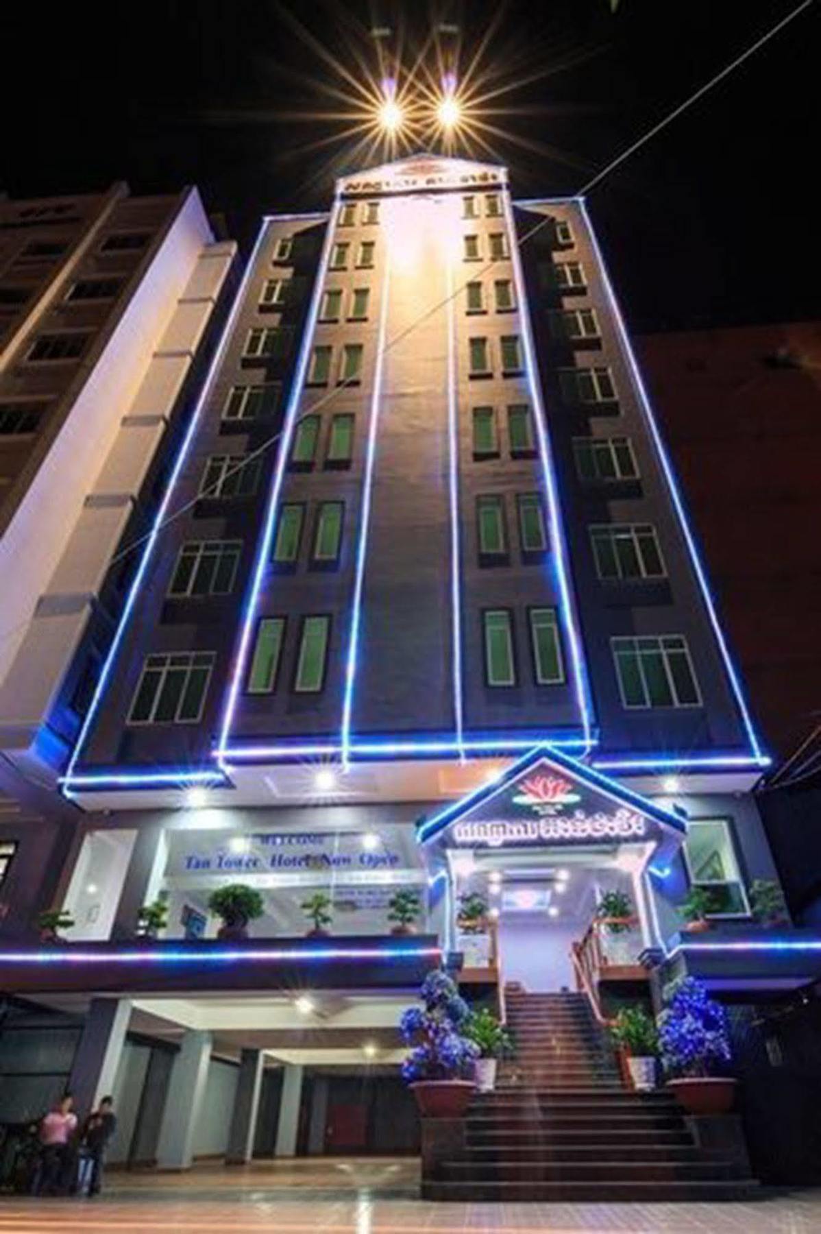 Tan Tower Hotel Пном Пен Екстериор снимка